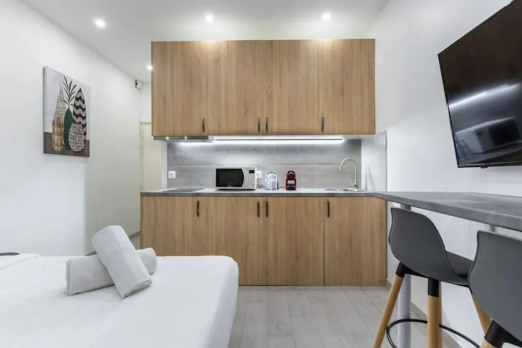 Lemercier/Batignolles : Cosy Studio 2P 0*, Paris Fransa